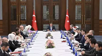 Cumhurbaşkanı Yardımcısı Yılmaz, Nüfus Politikaları Kurulu Toplantısı'nda konuştu Açıklaması