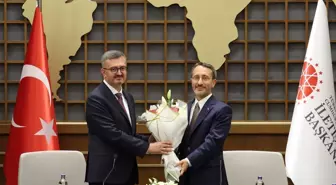 Cumhurbaşkanlığı İletişim Başkanı Burhanettin Duran, görevi Fahrettin Altun'dan devraldı
