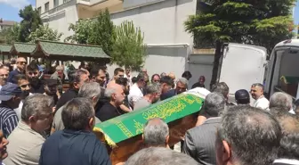 102 Yaşındaki Şükriye Yılandiloğlu Hayatını Kaybetti