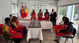 Dakar'da Ebru Sanatı Atölyesi Başladı