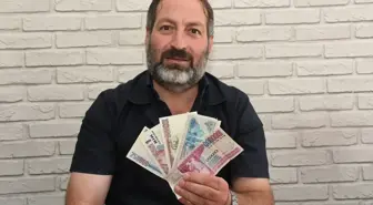 Gümüşhane'de Berberin Tarihi Banknot Koleksiyonu