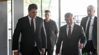 Gültekin Uysal'dan Ahmet Davutoğlu'na Ziyaret