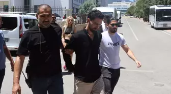 Pamukkale'de Bıçaklı Kavga: 1 Ölü