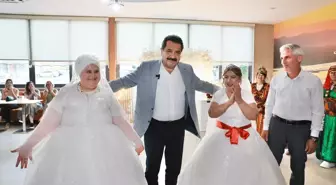 Denizli'de Down Sendromlu İki Arkadaşın Gelin Olma Hayali Gerçekleşti