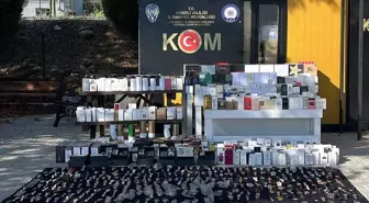 Denizli'de Kaçakçılık Operasyonu: Binlerce Kaçak Parfüm ve Saat Ele Geçirildi