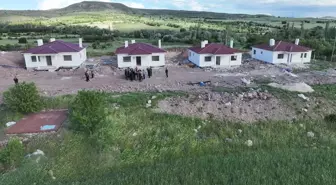 Malatya'da Deprem Konutları İnşaatı Devam Ediyor