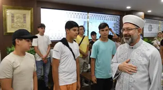 Diyanet İşleri Başkanı Erbaş, Fransız öğrencilerle buluştu