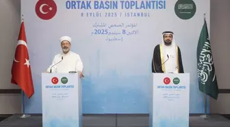 Diyanet İşleri Başkanı Erbaş Suudi Arabistan Hac ve Umre Bakanı Rabia'yla ortak basın toplantısında konuştu Açıklaması
