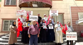 Diyarbakır Anneleri Eylemlerine Devam Ediyor: Bir Aile Daha Katıldı