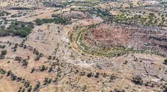 Diyarbakır'da Arkeolojik Kazılarda 162 Bireyin Mezarı Bulundu