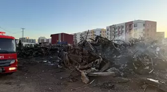 Diyarbakır'da İşçilerin Kaldığı Konteynerlerde Yangın Çıktı