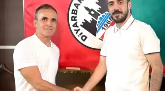 Diyarbakırspor Hüseyin Özcan ile Anlaştı