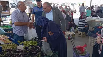 Başkan Çetinkaya Salı Pazarında Esnaf ve Vatandaşlarla Buluştu