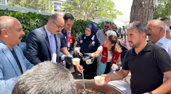 Doğanşehir'de Aşure İkramı