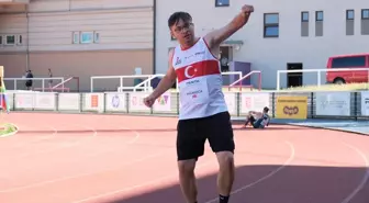 Down sendromlu milli atlet Emirhan Akçakoca'dan Avrupa Şampiyonası'nda 3 altın madalya