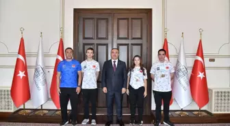 Dalış Şampiyonları Tekirdağ Valisi'ni Ziyaret Etti