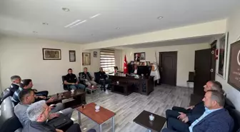 Hakkari'de Muhtarlara Afet Bilgilendirme Toplantısı Düzenlendi