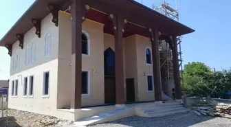 Düzce'de Sarayyeri Camisi Yeniden İnşa Edildi