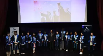 Düzce Üniversitesi'nde 63 Öğrencinin Türkçe Mezuniyet Töreni