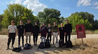 Edirne'de Yasa Dışı Yoldan Giriş Yapan 20 Düzensiz Göçmen Yakalandı