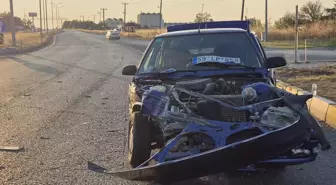 Edirne'de Otomobil Kazasında 3 Yaralı