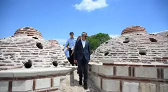 Edirne'deki Gazi Mihal Hamamı'nın Restorasyonu Devam Ediyor