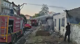 Havsa'da Yangın: Bir Ev Kül Oldu, İki Bina Hasar Gördü