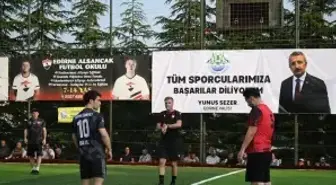 Edirne Emniyet Müdürlüğü Halı Saha Turnuvası Şampiyonu Oldu