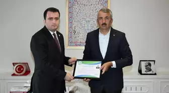 Süloğlu Kaymakam Vekili Tarık Emre Uşen Vali Sezer'i Ziyaret Etti