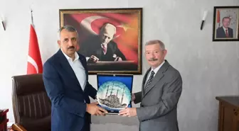 Edirne Valisi Yunus Sezer, Keşan Kaymakamı Aziz Mercan'ı Ziyaret Etti