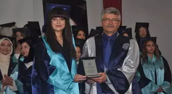 Ege Üniversitesi'nde Sağlık Bilimleri Fakültesi Mezuniyet Töreni