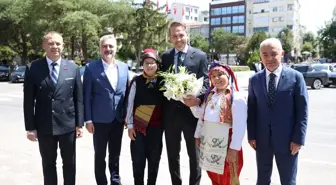 Bakan Bayraktar Kırklareli Valiliğini Ziyaret Etti
