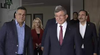 Erbakan ve Davutoğlu'ndan Ortak Basın Açıklaması