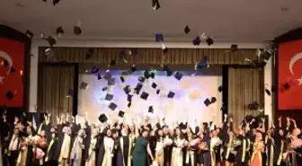Erciyes Üniversitesi Fen Fakültesi'nden 82 Öğrenci Mezun Oldu
