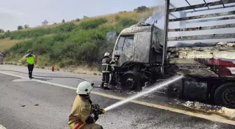 Hatay'da Tırda Yangın: İtfaiye Ekipleri Müdahale Etti