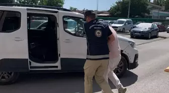 Erzincan'da Düzensiz Göçmen Operasyonu: 24 Göçmen Yakalandı, 2 Tutuklama