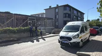 Erzincan'da Apartman İnşaatında İşçi Düşerek Ağır Yaralandı