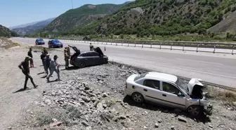 Erzincan'da Trafik Kazası: 1 Bebek de Dâhil 3 Yaralı