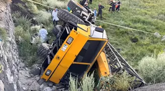 Erzurum'da Devriilen Vinç Altında Can Veren Operatör
