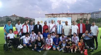 Erzurum'da Özel Bireylerle Futbol Maçı Düzenlendi