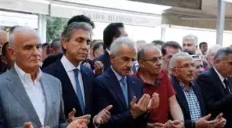 Eski Bakan Mustafa Demir için Cenaze Töreni Düzenlendi