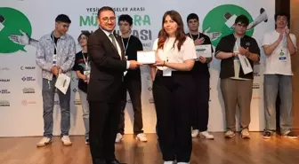 Eskişehir Anadolu Lisesi, Yeşilay Münazara Turnuvası'nda Birinci Oldu