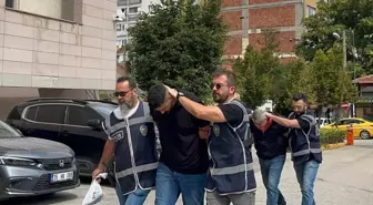 Ambulansı Takip Eden Baba Oğul, Sağlık Çalışanlarını Tehdit Ederek Tutuklandı