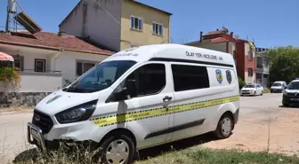 Eskişehir'de Evinde Ölü Bulunan Adamın Cenazesi Morgda