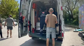 Eskişehir'de İkinci Kattan Düşen Kadın Hastaneye Kaldırıldı