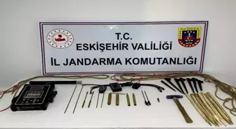 Eskişehir'de Kaçak Kazı Yapan 5 Kişi Suçüstü Yakalandı
