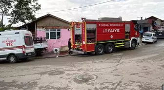 Kocaeli'de Ev Yangını Kontrol Altına Alındı