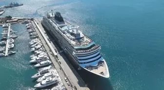 Muğla'nın Marmaris İline 695 Yolcu Taşıyan Kruvaziyer Geldi