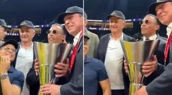 Fenerbahçe'nin şampiyonluk kutlamalarında Nusret'i gören herkes aynı soruyu soruyor