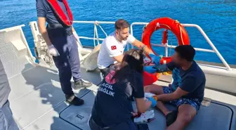Fethiye Açıklarında Tekne Kazası: Yaralı Tahliye Edildi